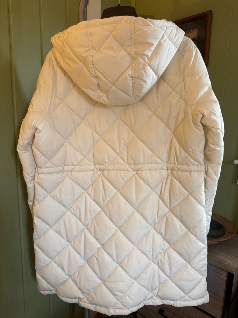 NWOT Levi's Quilted Sherpa-Lined Hooded Puffer - Picture 2 of 12